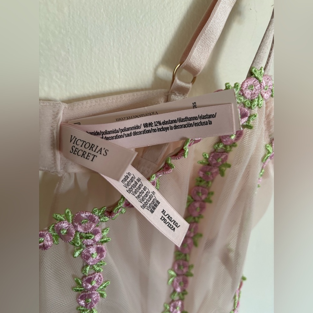 Victoria's Secret Very Sexy Rosebud Embroidery Unlined Corset Babydoll  Chemise - Picture 12 of 12